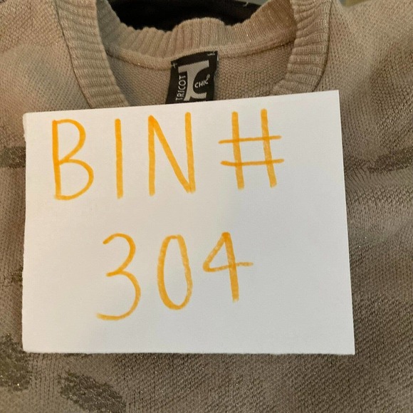 Tricot Chic Sweater Womens Sz 4 Beige Metallic‎ Knit Floral Long Sleeve Pullover - Picture 9 of 9